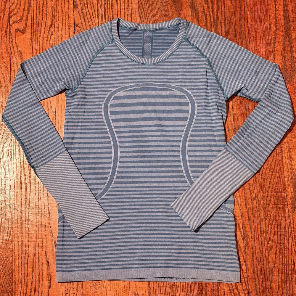 Lululemon Women Blue Striped Swiftly Tech Long Sleeve Athletic Top Size 10